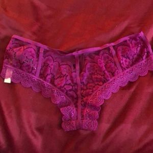 Strappy and Lacey very sexy cheeky